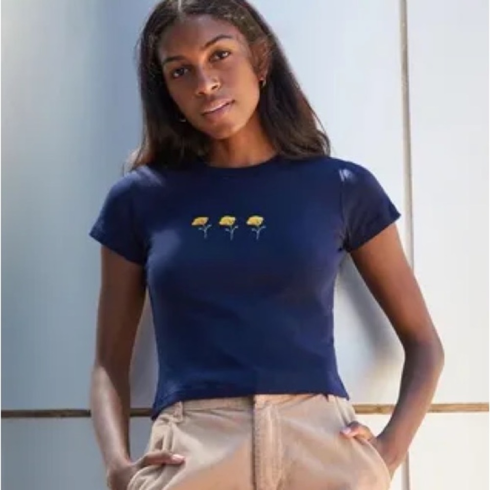 Brandy Melville Poppy Baby Tee
